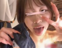 可愛い女には特別に俺の生チンポ挿入するぜ!?ホスト風イケメン男優さんと童顔チャットレディとのイチャつきセックスがけしからん！神のフェラ☆中出し有｜パイパンギャル生セックス配信