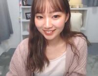 全裸クパァ「お手伝いさせて頂きます!見てるからいっぱい出してぇ！」セクシービッチ敏感美女[無修正ライブチャット]