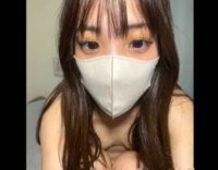 [無修正エロライブチャット]超長時間！まだあどけないＳＳＳ級合法ロリ女子爆誕オナライブ！珍しい苦しそう喘ぎ声＆カメラ目線！薄ピンク下着◎高画質◎縦画面◎